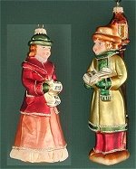 Set of Carolers